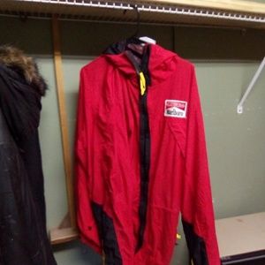 Marlboro vintage 2 jackets and sunglasses